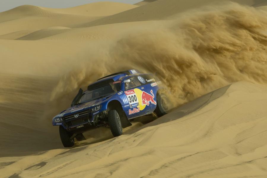  Volkswagen Touareg Race 3 2010 года  (фото 24 из 50)